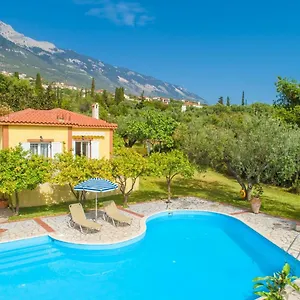 villa-russa-dionisis.kefaloniahotels.net/